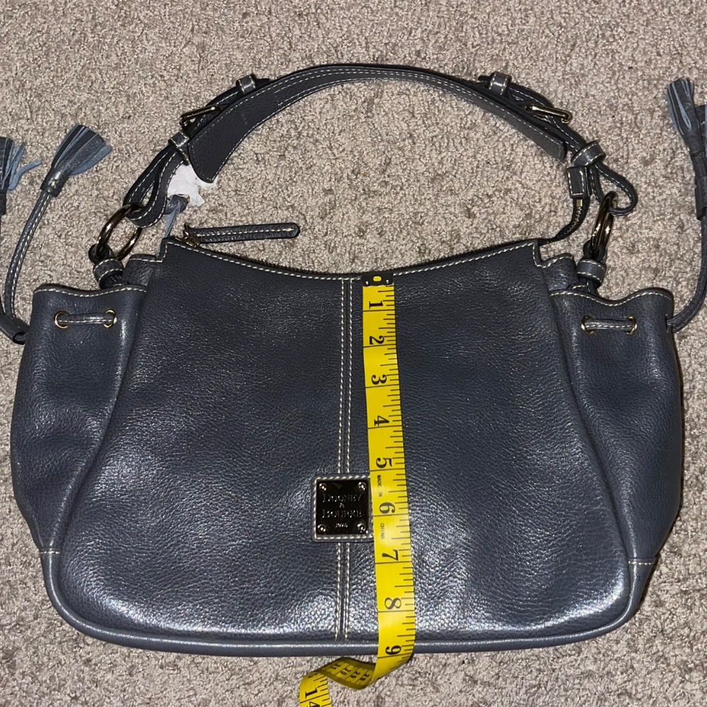 Dooney and Bourke handbags - Picture 3 of 9